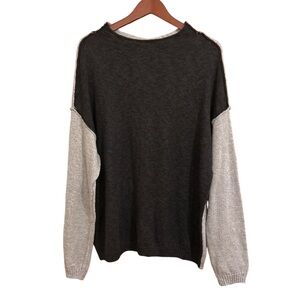NWT Wonderly Dark/Light Gray Sweater - Size XL